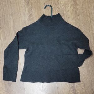 Tahari 100% Merino Wool Sweater Forest Green *Shrunk To XXS* or Child